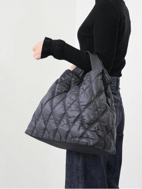 Bolsa Acolchoada de Nylon Triangle - MARY OH